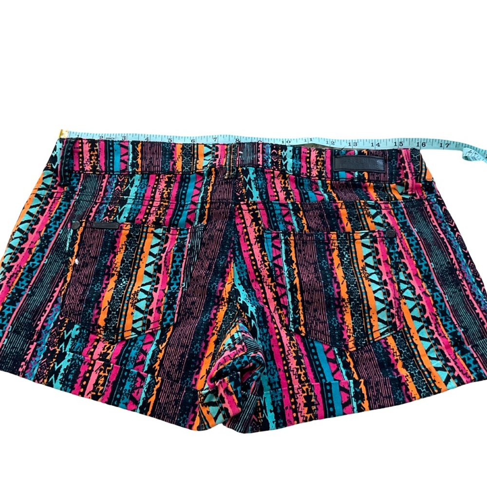 Celebrity Pink Multicolor Boho Shorts Size 9 Juniors NWOT - Picture 5 of 10